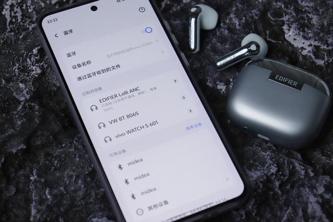 莉豆体验：出街吸睛利器！半入耳降噪新标杆漫步者萝(图13)